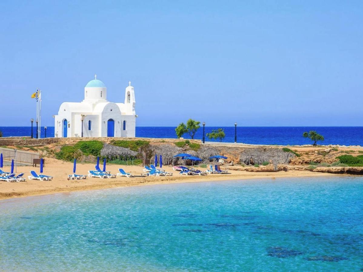 Island Home Seaside Villa Paralimni Exterior photo
